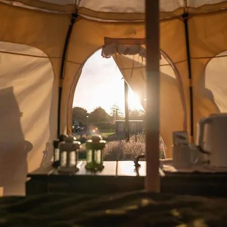 The Getaway - Seascape Belle Tent - Couples Luxury Glamping Belle Tent Luxusní stan Dungarvan (Waterford)